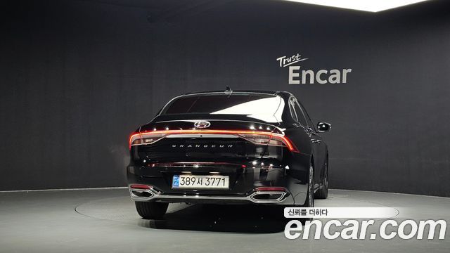 Hyundai Grandeur New IG 3.0 LPi Rent Car Modern - фото 2