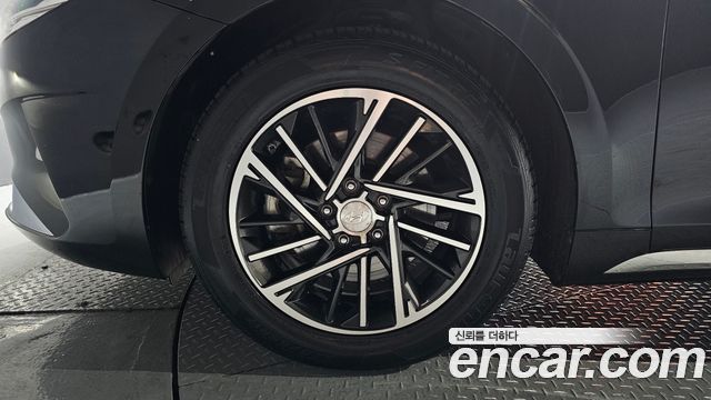 Hyundai Grandeur New IG 3.0 LPi Rent Car Modern - фото 3