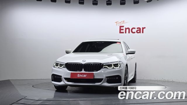 BMW 5 Series G30 540i xDrive M Sport Plus - фото 2