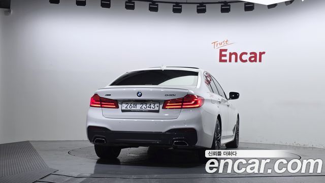 BMW 5 Series G30 540i xDrive M Sport Plus - фото 3