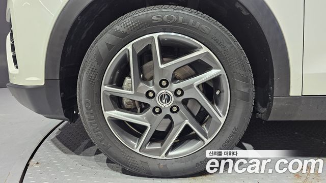 SsangYong Tivoli Gasoline 1.5 2WD V3 - фото 4