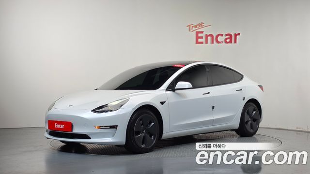 Tesla Model 3 Long Range AWD - фото 0