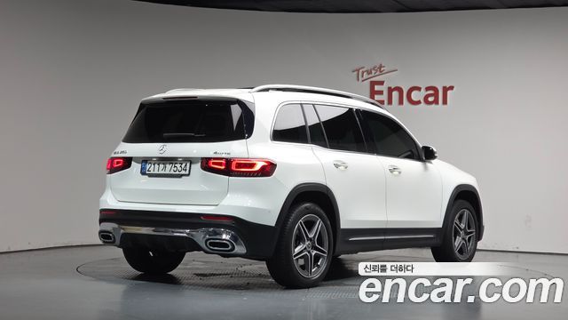 Mercedes-Benz GLB-Class X247 GLB250 4MATIC - фото 1