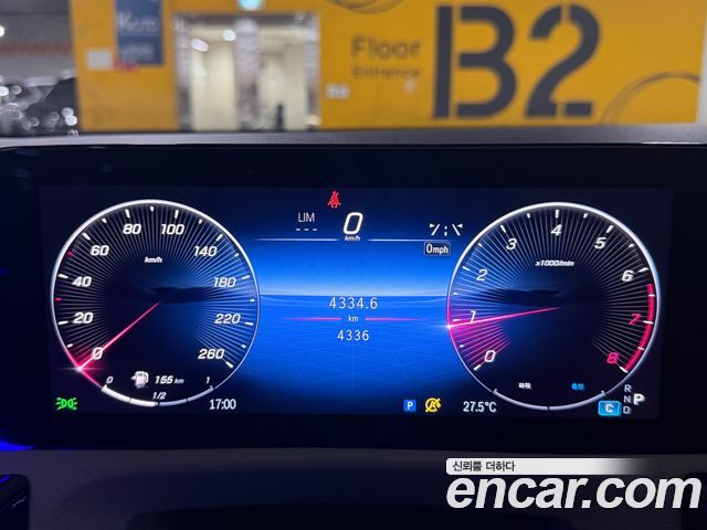 Mercedes-Benz A-Class W177 A220 Hatchback - фото 4