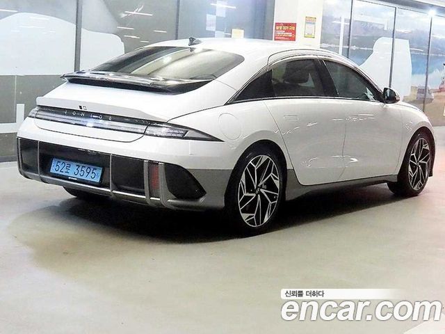 Hyundai Ioniq6 Long Range AWD Exclusive + - фото 1