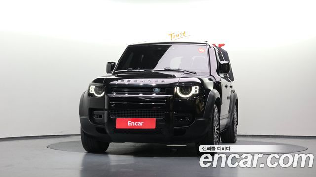 Land Rover Defender L663 110 D240 SE - фото 2