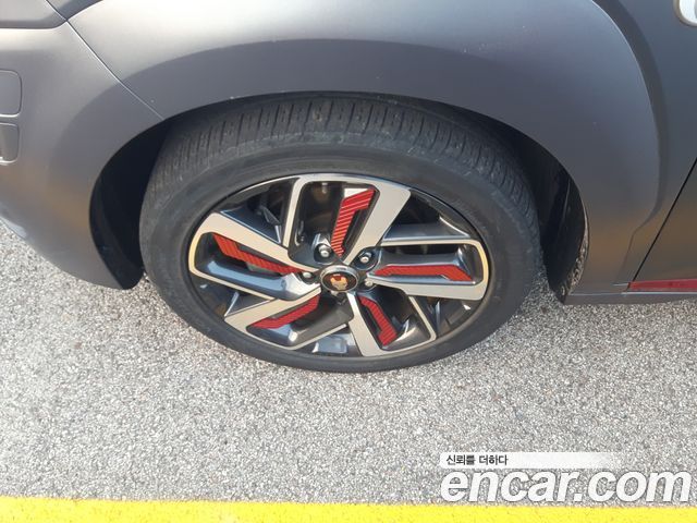 Hyundai Kona 1.6 Turbo 2WD Iron Man Edition - фото 4