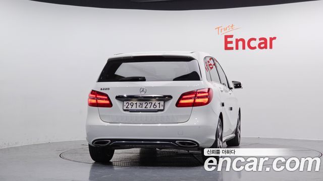 Mercedes-Benz B-Class W246 B220 - фото 3