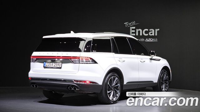 Lincoln Aviator 2-го поколения 3.0 Reserve AWD - фото 1