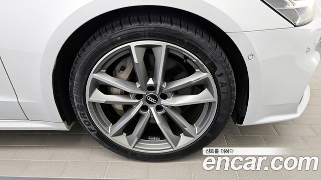 Audi A7 55 TFSI Quattro Premium - фото 4