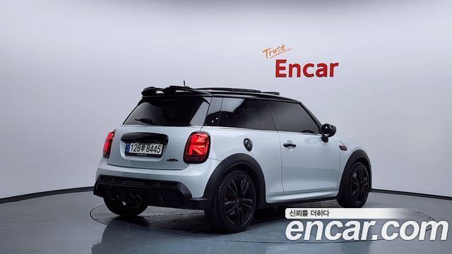 Mini Cooper JCW Rockingham GT Edition 3rd - фото 1