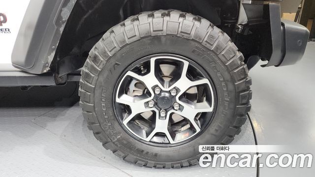 Jeep Wrangler JL 2.0 Rubicon Power Top 4Door - фото 4