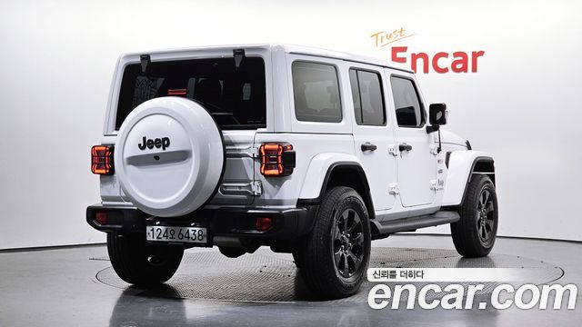 Jeep Wrangler JL 2.0 Overland 4Door - фото 1