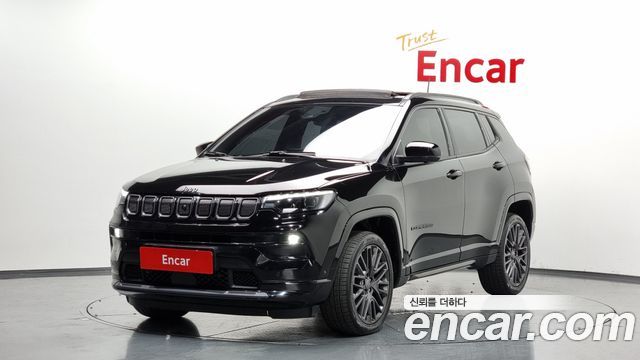 Jeep Compass 2-го поколения S2.4 AWD - фото 0