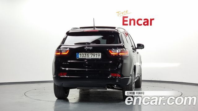 Jeep Compass 2-го поколения S2.4 AWD - фото 3