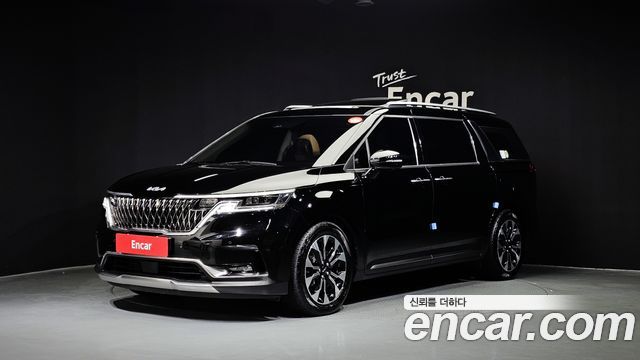 Kia Carnival 4-го поколения 9-Seater Signature - фото 0
