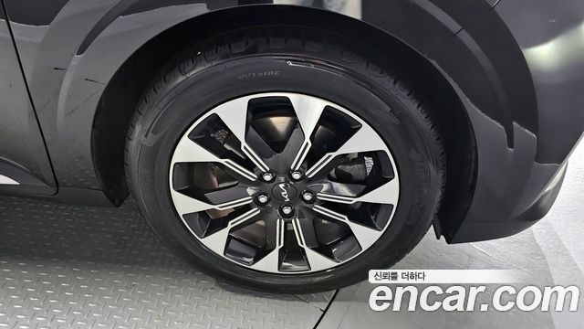 Kia Carnival 4-го поколения 9-Seater Signature - фото 4