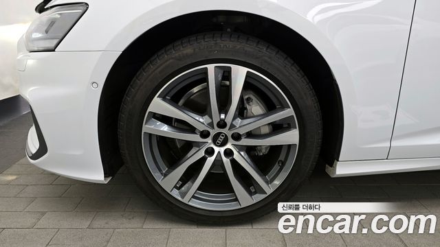 Audi A6 C8 45 TFSI Premium - фото 4
