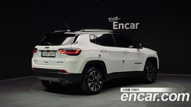 Jeep Compass 2-го поколения 2.4 Limitied AWD - фото 1