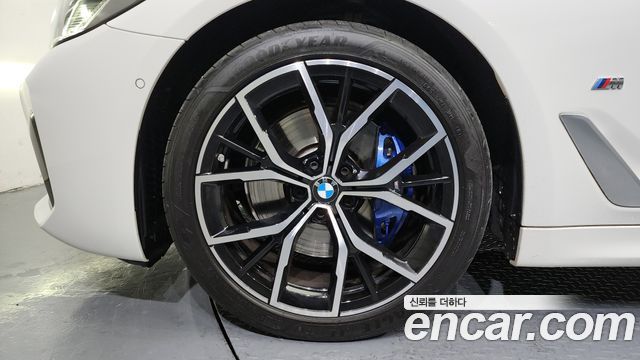 BMW 5-Series G30 530i M Sport Package - фото 4