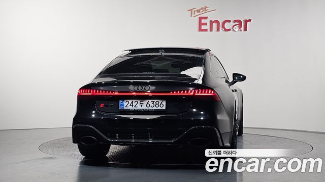 Audi RS7 4.0 TFSI Quattro Performance - фото 3