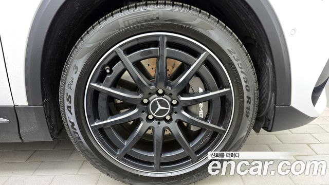 Mercedes-Benz GLA-Class H247 GLA45 AMG 4MATIC+ - фото 4