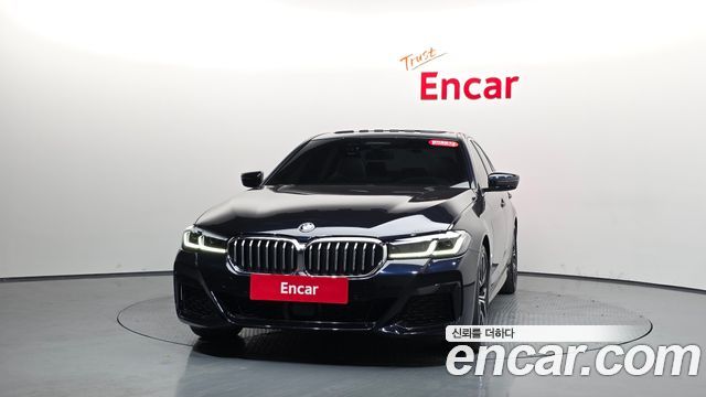 BMW 5 Series G30 530i M Sport Package - фото 1