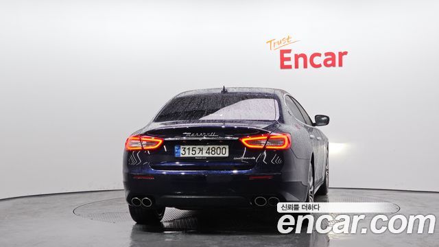 Maserati Quattroporte 3.0 V6 - фото 3