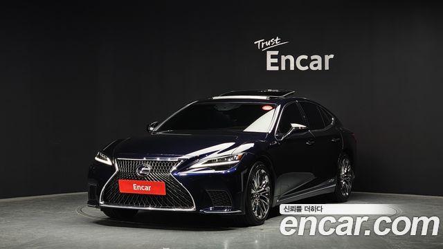 Lexus LS 5-го поколения 3.5 Platinum AWD - фото 0