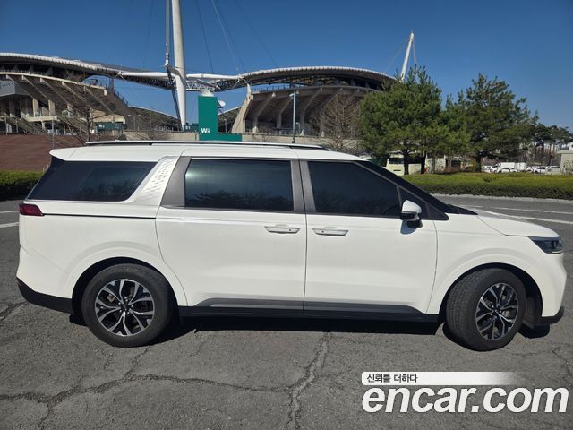 Kia Carnival 4-го поколения 9-Seater Prestige - фото 2