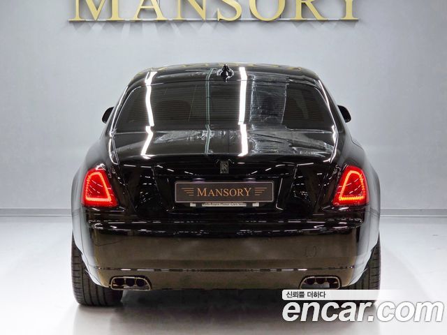 Rolls-Royce Ghost 6.6 V12 Black badge - фото 2