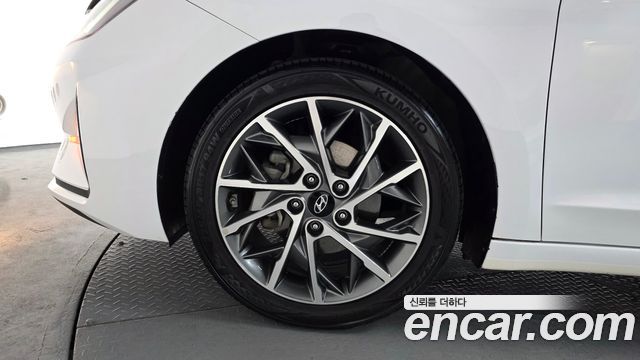 Hyundai Avante Новый AD 1.6 Style - фото 4