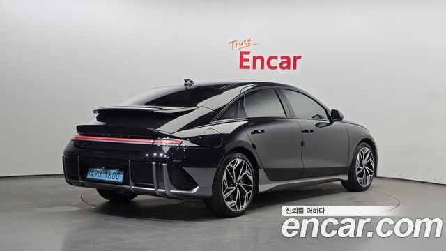 Hyundai Ioniq6 Long Range AWD Prestige - фото 1