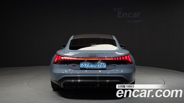 Audi RS e-tron GT GT RS - фото 3