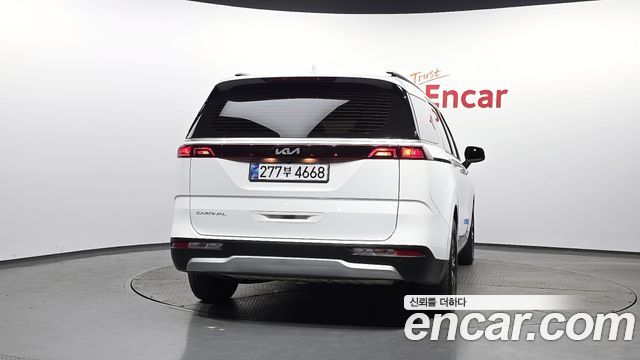 Kia Carnival 4-го поколения 9-Seater Prestige - фото 3