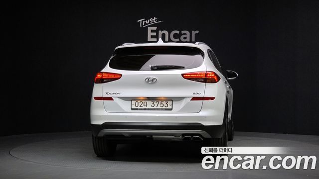 Hyundai Tucson Совершенно новый Diesel 2.0 2WD Premium - фото 3