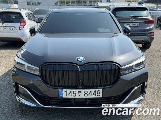 BMW 7-Series G11 740d xDrive Design Pure Excellence - фото 3