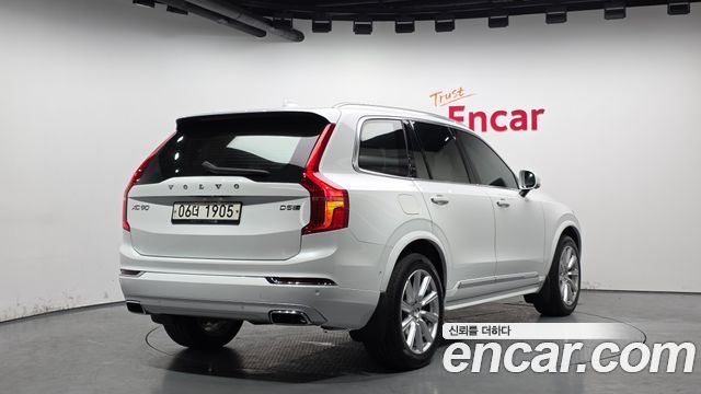 Volvo XC90 2-го поколения D5 Inscription - фото 1