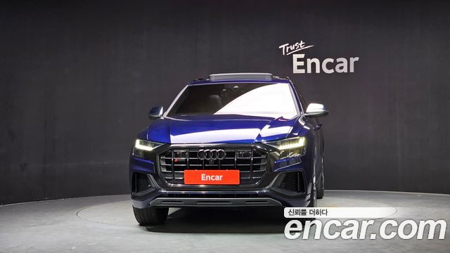 Audi Q8 50 TDI Quattro Premium - фото 2