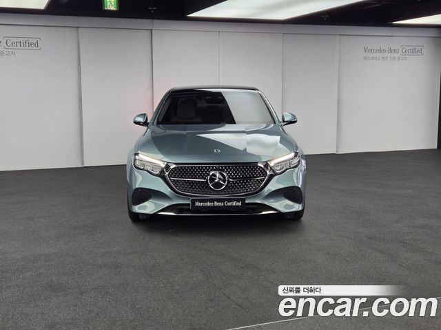 Mercedes-Benz E-Class W214 E200 Avantgarde - фото 2