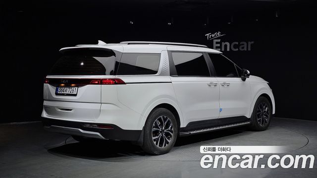 Kia Carnival 4-го поколения 9-Seater Prestige - фото 1