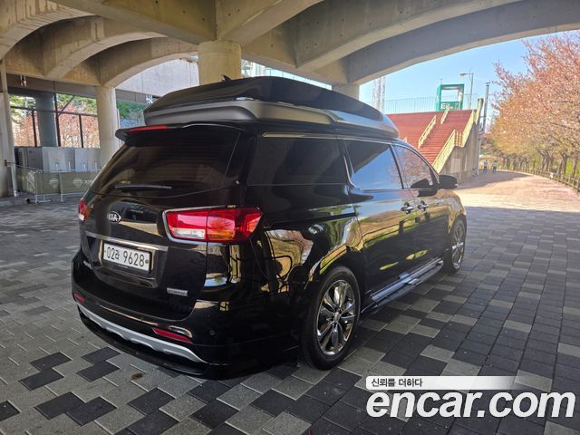 Kia Carnival Совершенно новый 9-seater Hi-Limousine Noblesse - фото 1