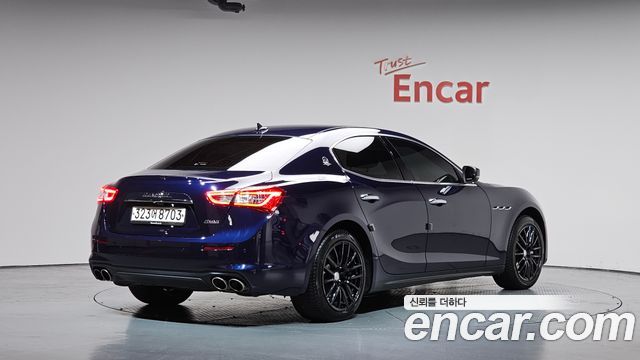 Maserati Ghibli 3.0 GranLusso 3rd - фото 0