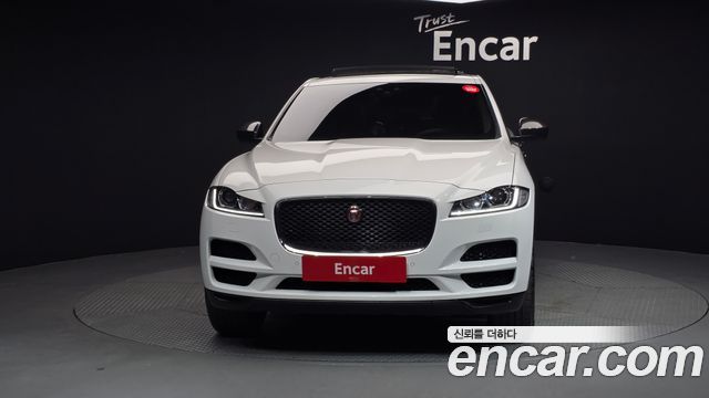 Jaguar F-PACE 20d Prestige - фото 2