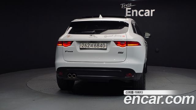 Jaguar F-PACE 20d Prestige - фото 3
