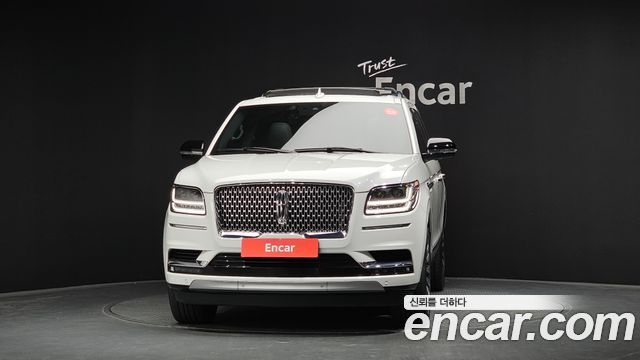 Lincoln Navigator 4-го поколения 3.5L - фото 2
