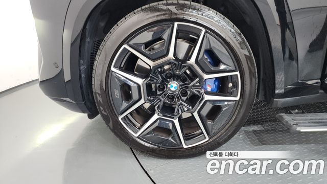 BMW XM G09 4.4 - фото 4