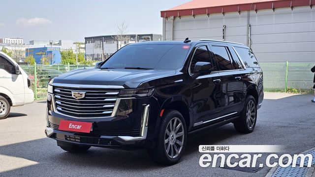 Cadillac Escalade 5-го поколения 6.2 ESV ESV Premium Luxury Platinum - фото 0