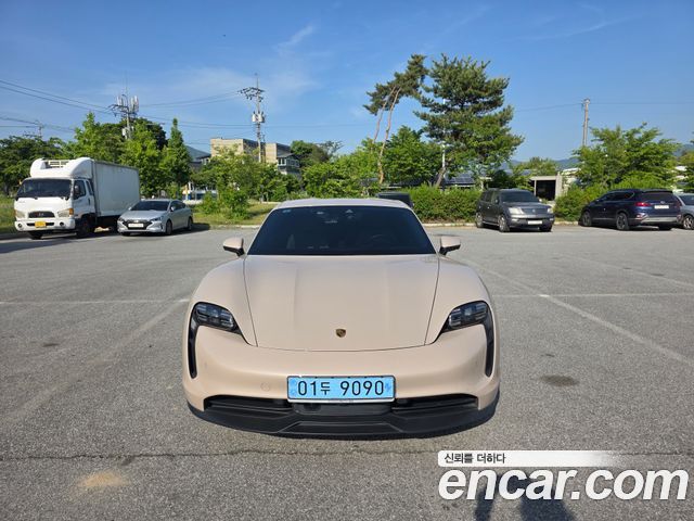 Porsche Taycan Base - фото 2
