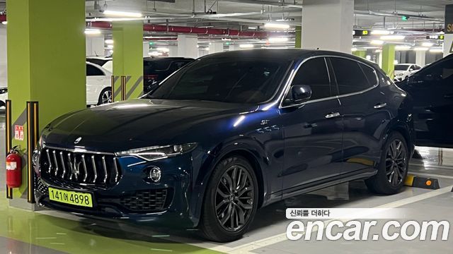Maserati Levante 2.0 GT AWD - фото 2